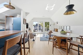 27 Saxton St 3, Boston, MA 02125
