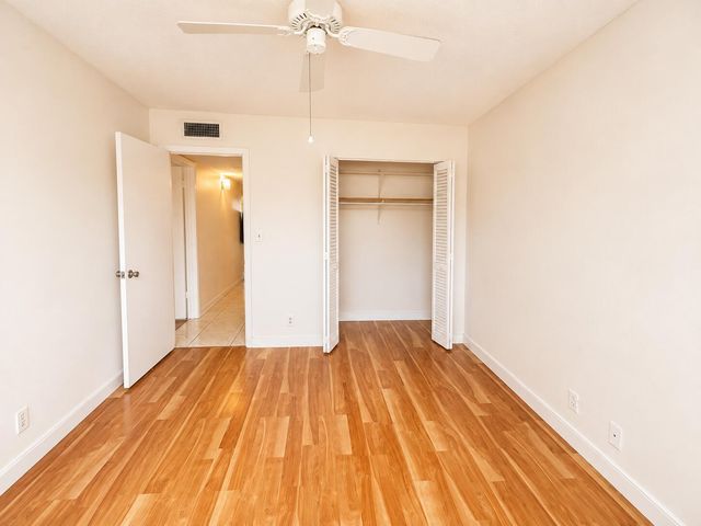 5300 WASHINGTON Street S313, Hollywood, FL 33021