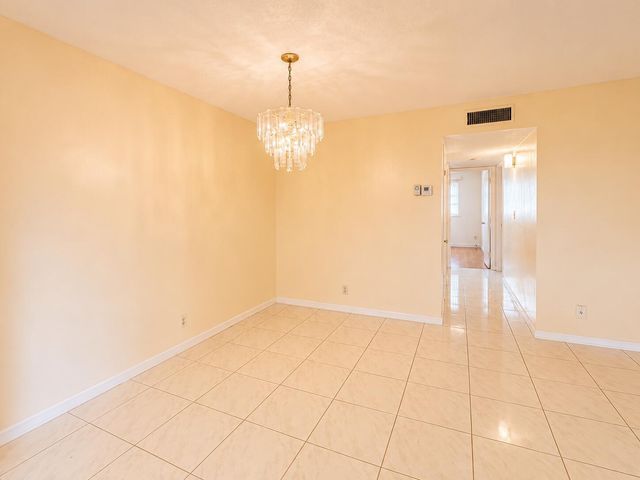 5300 WASHINGTON Street S313, Hollywood, FL 33021