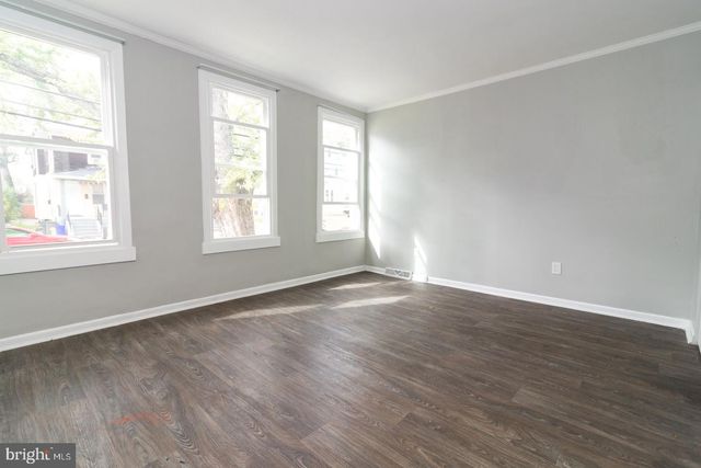 128 CHESTNUT, Oaklyn, NJ 08107