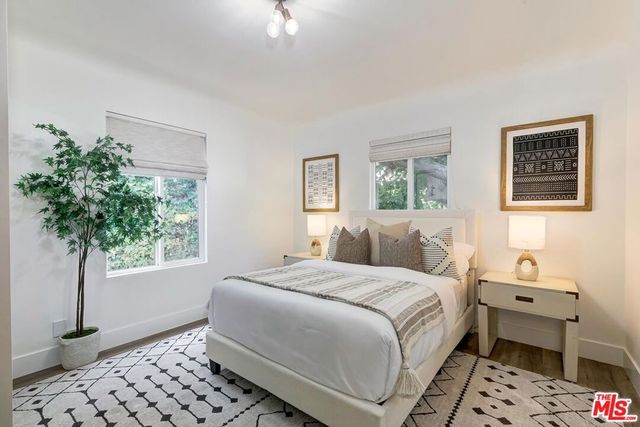 3037 Delaware Avenue, Santa Monica, CA 90404