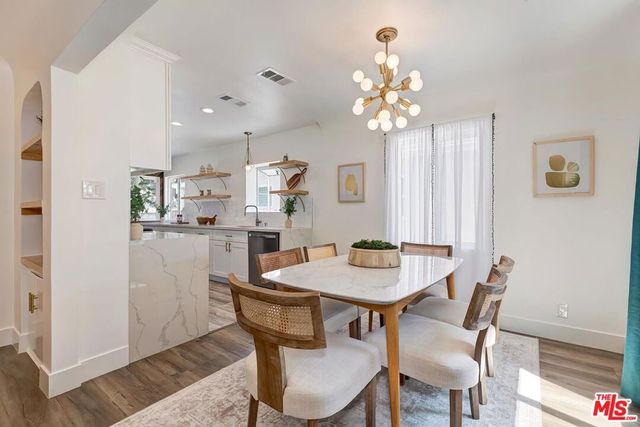 3037 Delaware Avenue, Santa Monica, CA 90404