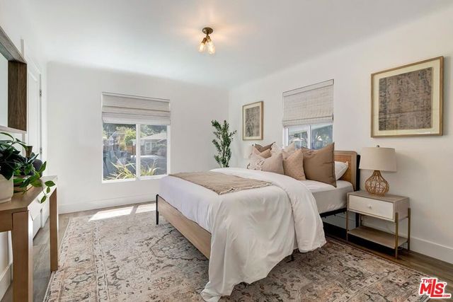 3037 Delaware Avenue, Santa Monica, CA 90404