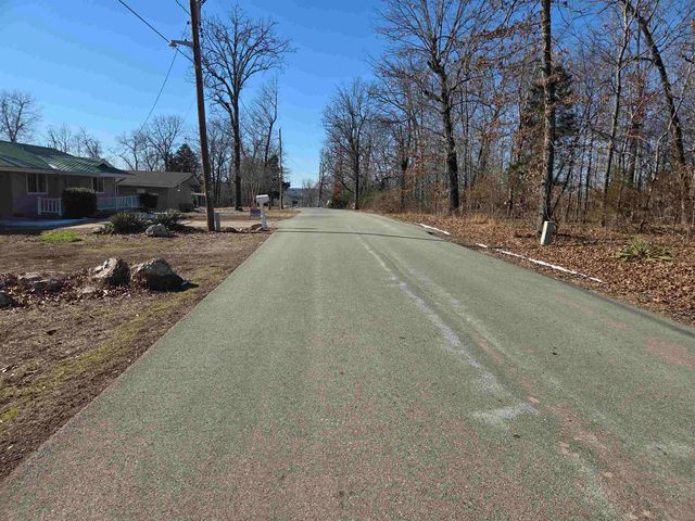 34 Sequoyah Ridge Road, Cherokee Village, AR 72529