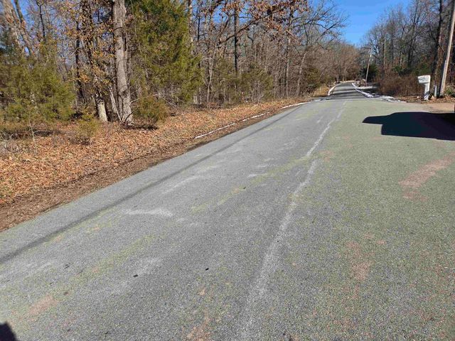 34 Sequoyah Ridge Road, Cherokee Village, AR 72529