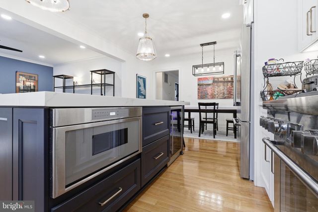 809 N BUCHANAN ST, Arlington, VA 22203
