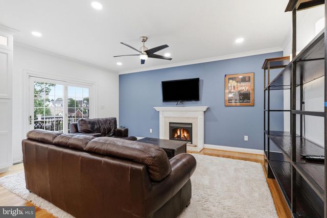 809 N BUCHANAN ST, Arlington, VA 22203