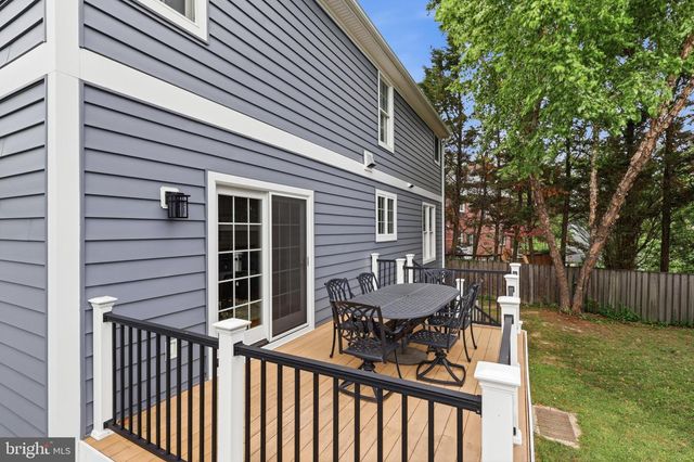 809 N BUCHANAN ST, Arlington, VA 22203