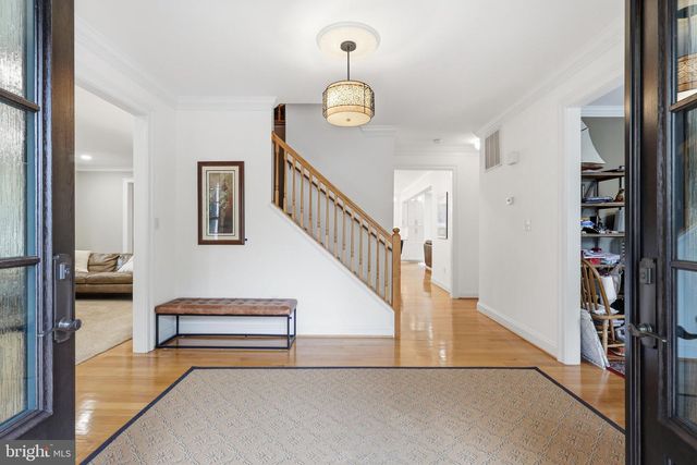 809 N BUCHANAN ST, Arlington, VA 22203