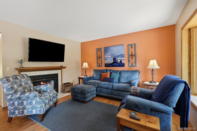 9380 Englishman Drive, Tyrone Township, MI 48430