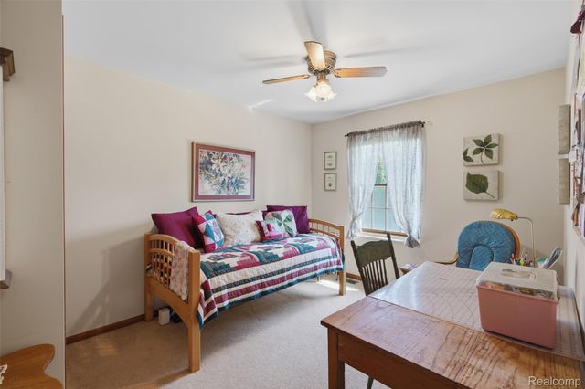 9380 Englishman Drive, Tyrone Township, MI 48430