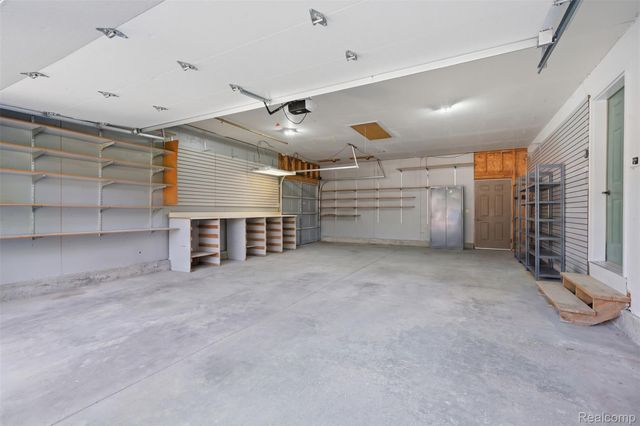 9380 Englishman Drive, Tyrone Township, MI 48430