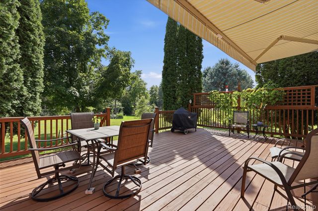9380 Englishman Drive, Tyrone Township, MI 48430