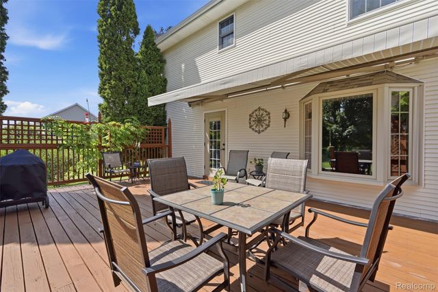 9380 Englishman Drive, Tyrone Township, MI 48430