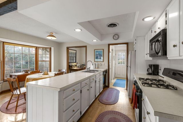 46 Chippingstone Road, Chatham, MA 02633