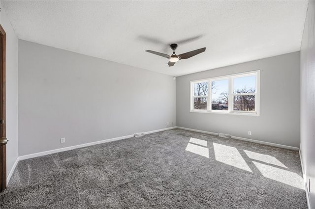 2195 David Court NE, Cedar Rapids, IA 52402