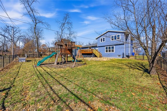 2195 David Court NE, Cedar Rapids, IA 52402