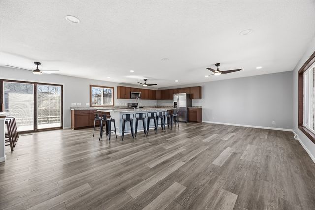 2195 David Court NE, Cedar Rapids, IA 52402