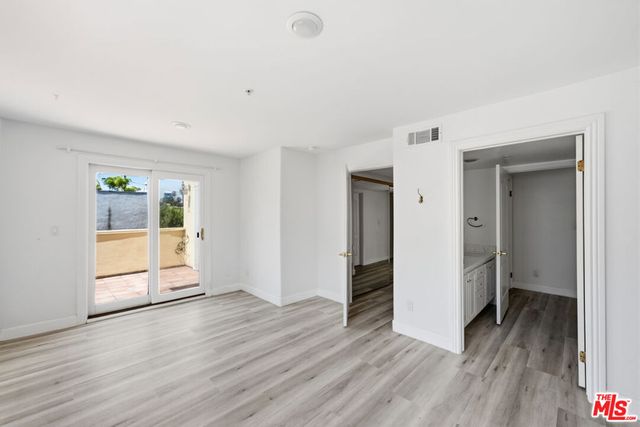 2311 Schader Drive 107, Santa Monica, CA 90404