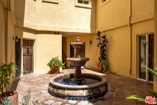 2311 Schader Drive 107, Santa Monica, CA 90404