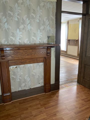 15220 W COUNTY ROAD 400 S, Daleville, IN 47334