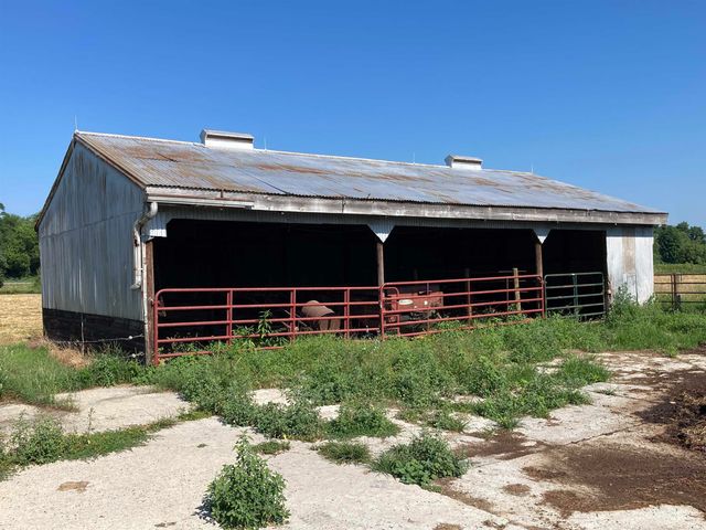 15220 W COUNTY ROAD 400 S, Daleville, IN 47334