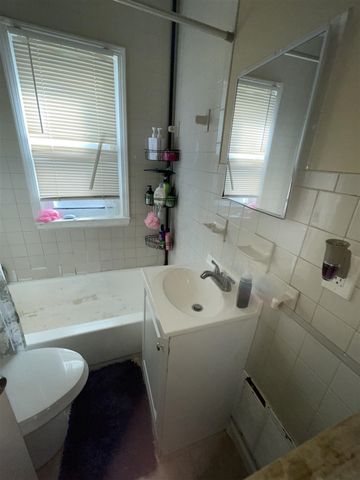 3345 Doris Street, Detroit, MI 48238