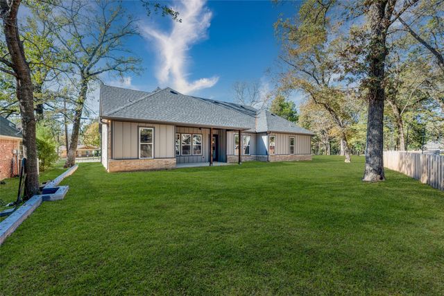 115 Enchanted Drive, Enchanted Oaks, TX 75156