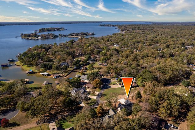 115 Enchanted Drive, Enchanted Oaks, TX 75156