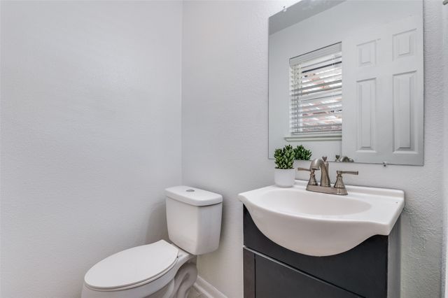 823 Ross Lane, Seagoville, TX 75159