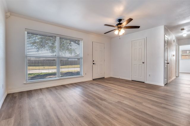 823 Ross Lane, Seagoville, TX 75159