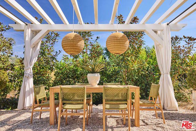 28830 Hampton Place, Malibu, CA 90265