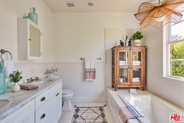 28830 Hampton Place, Malibu, CA 90265