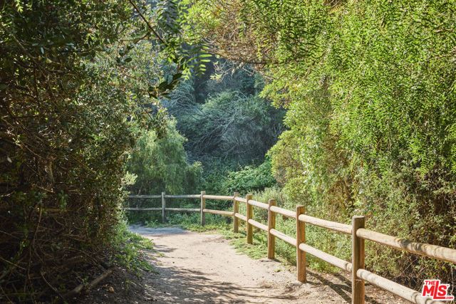 28830 Hampton Place, Malibu, CA 90265