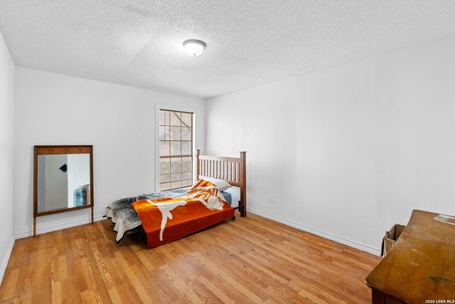 1103 Pleasanton Rd, San Antonio, TX 78214
