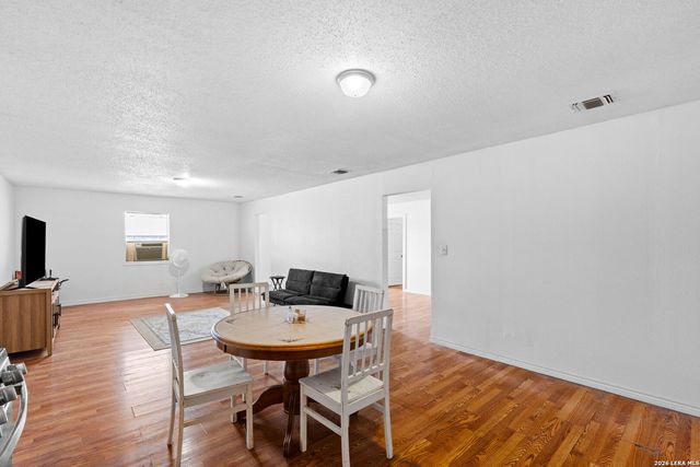1103 Pleasanton Rd, San Antonio, TX 78214