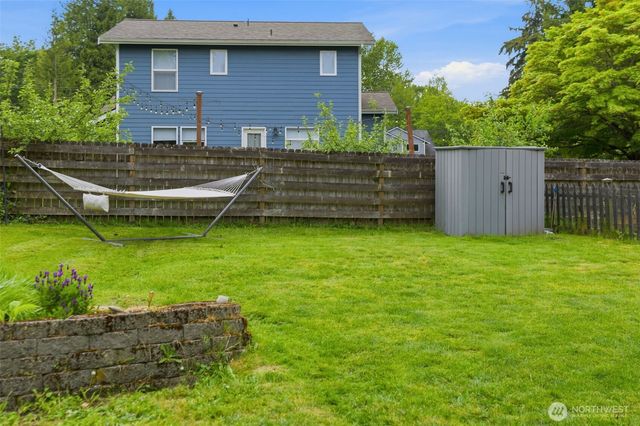 24130 Madura Drive NE, Kingston, WA 98346