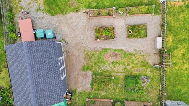 24130 Madura Drive NE, Kingston, WA 98346