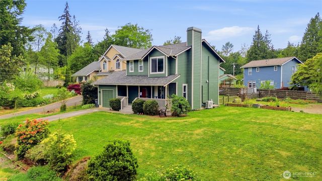 24130 Madura Drive NE, Kingston, WA 98346
