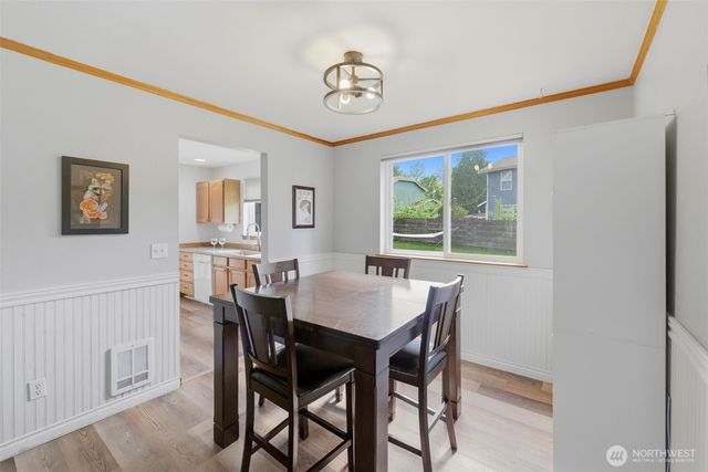 24130 Madura Drive NE, Kingston, WA 98346
