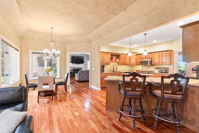 3702 E Dartmoor Court, Springfield, MO 65802