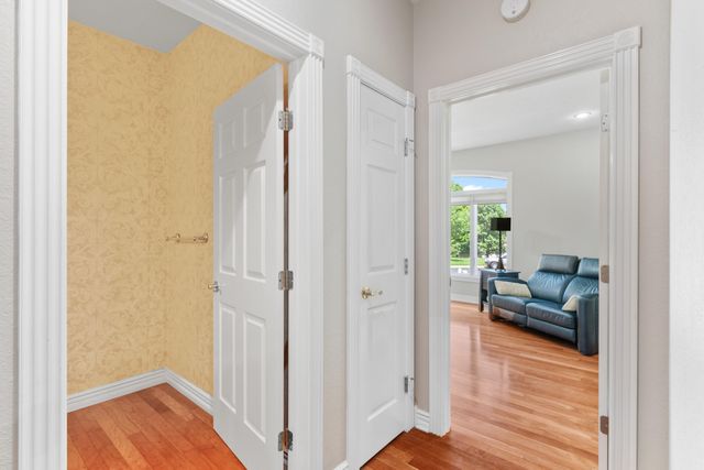 3702 E Dartmoor Court, Springfield, MO 65802