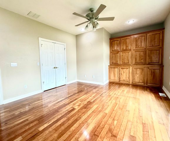 3702 E Dartmoor Court, Springfield, MO 65802