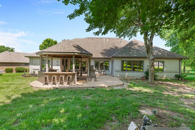 3702 E Dartmoor Court, Springfield, MO 65802