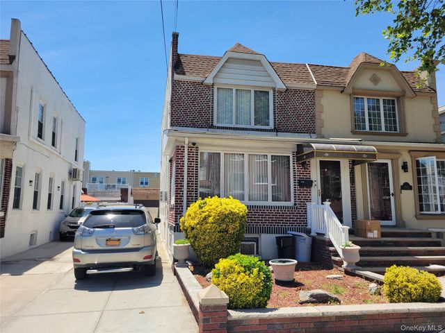 59-30 71st Street, Maspeth, NY 11378