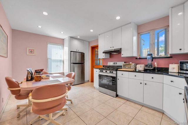 59-30 71st Street, Maspeth, NY 11378
