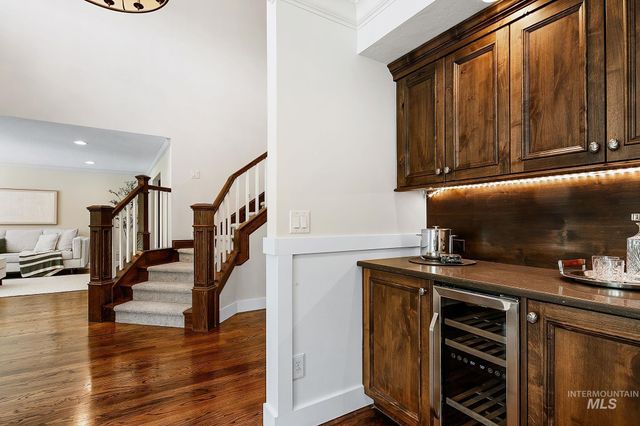 3050 S Whitepost Way, Eagle, ID 83616