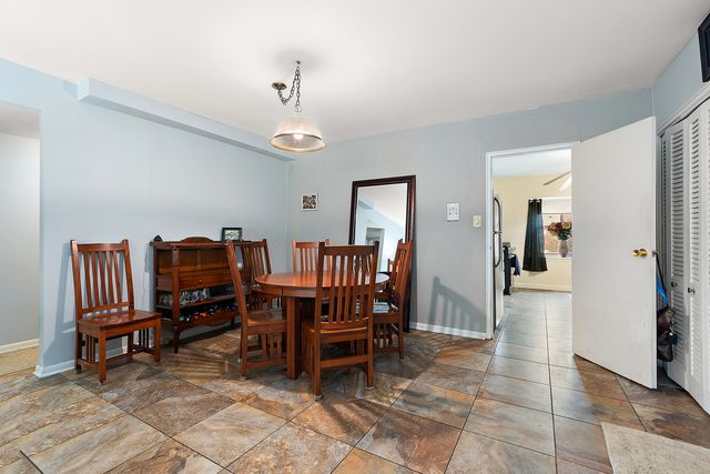 2650 Central Drive GS, Flossmoor, IL 60422