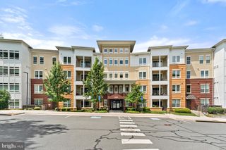 9450 SILVER KING CT #308, Fairfax, VA 22031