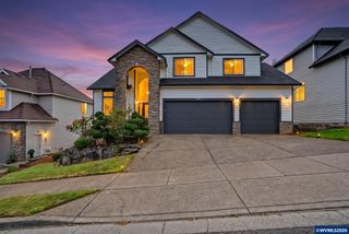 1695 Titan Dr NW, Salem, OR 97304